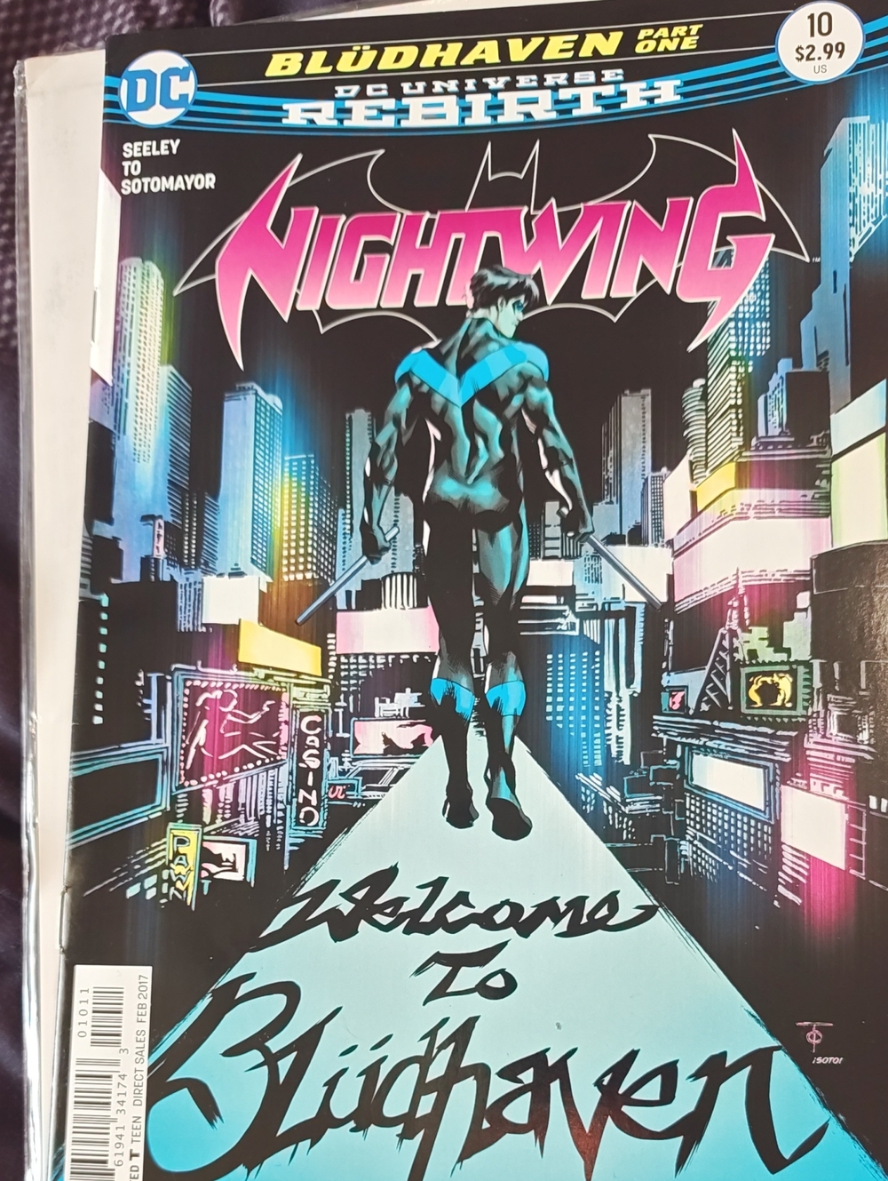 Nightwing #10 (DC Rebirth 2017) - "Welcome to Blüdhaven" Part 1